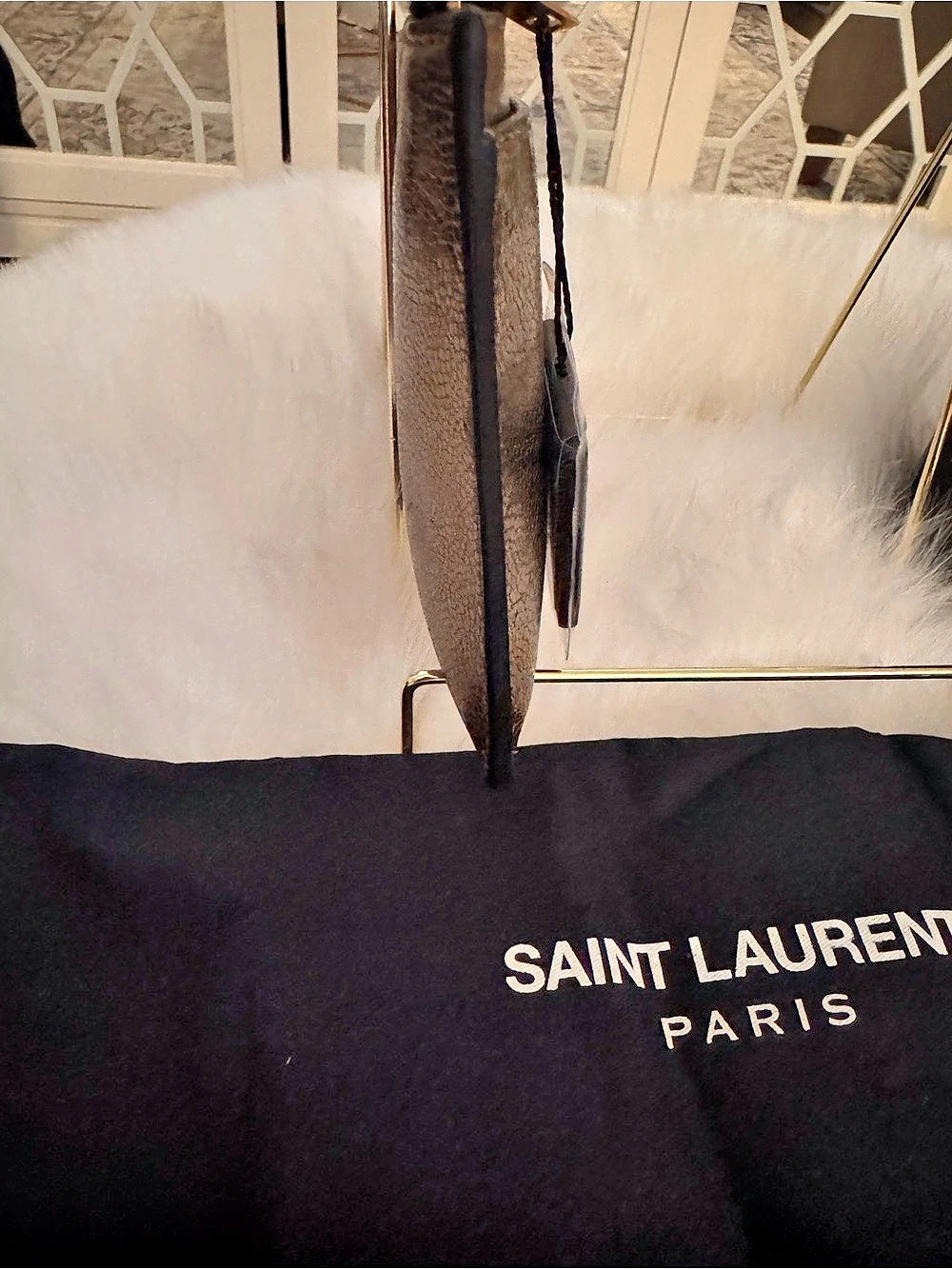Saint Laurent (YSL) Metallic Gold Leather Pouch/Bill Wallet/ Clutch - Picture 9 of 12